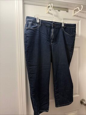 Dark Wash Denim Jeans - Classic Straight Leg capris